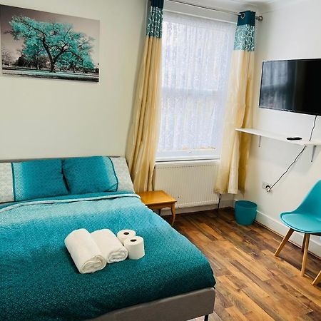 Woodgreen House Hotel London Kültér fotó